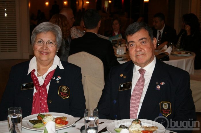 Demirtaş Rotary yeni üyeleriyle büyümeye devam ediyor