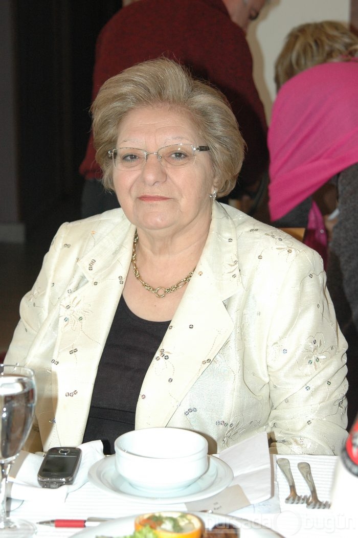 Prof.Dr. Bülent Oktay'dan kadınlara özel...
