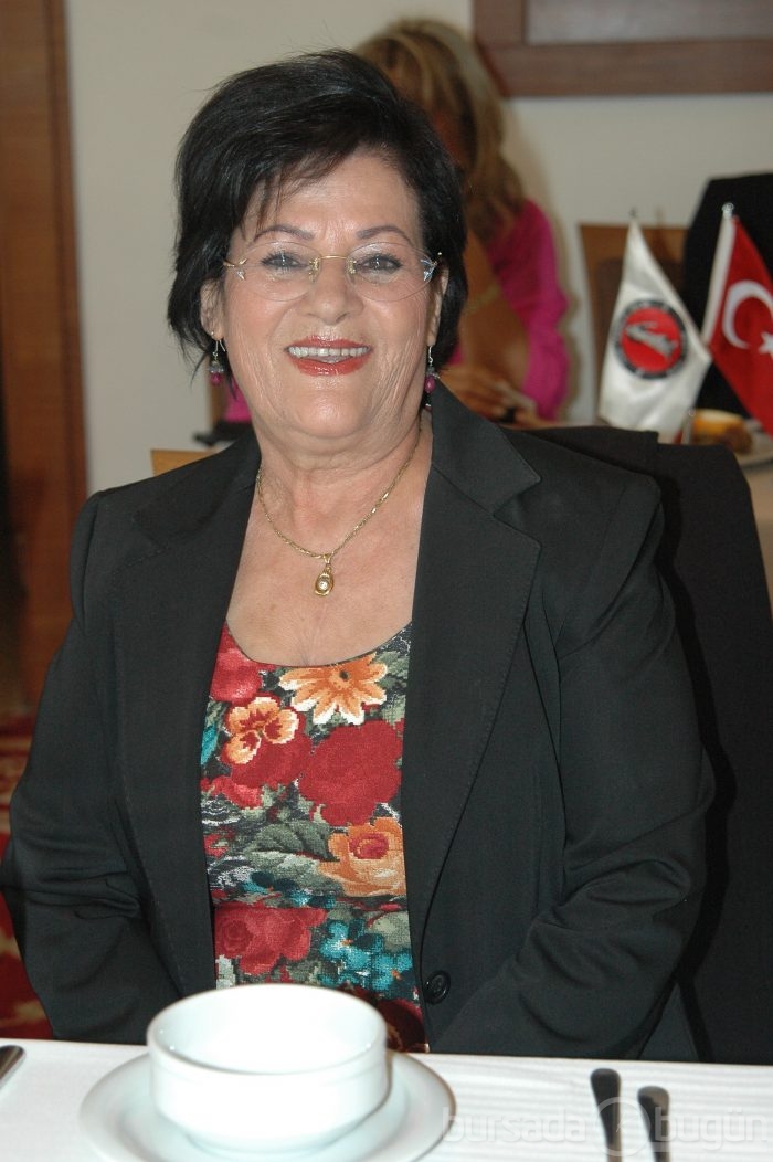 Prof.Dr. Bülent Oktay'dan kadınlara özel...