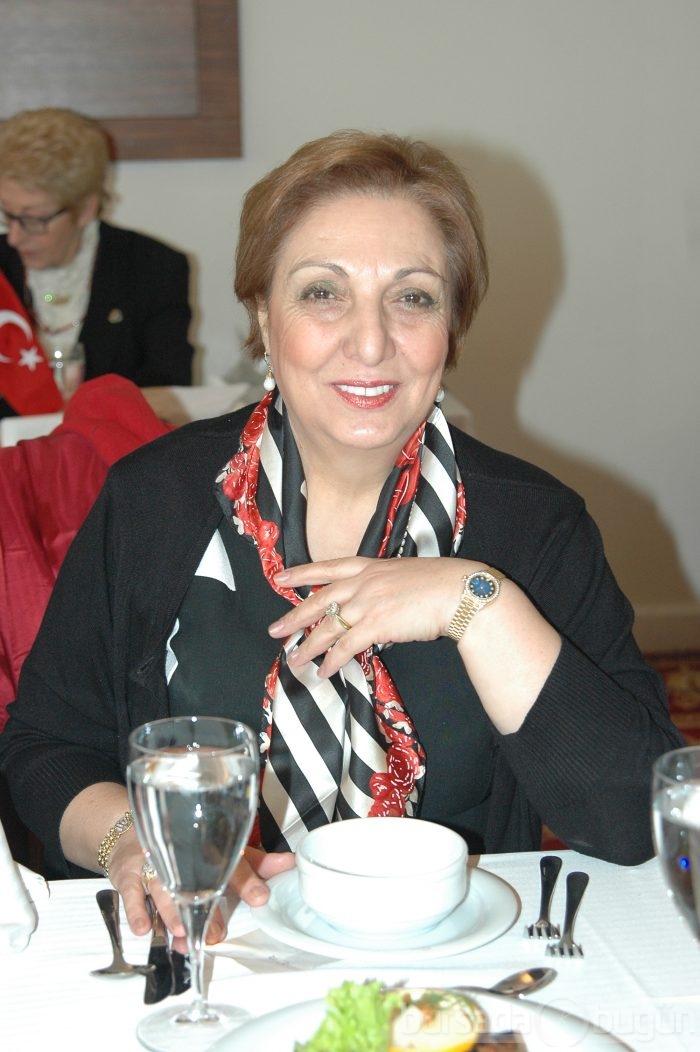 Prof.Dr. Bülent Oktay'dan kadınlara özel...