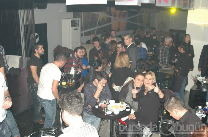 Bursa barları kıyamete inat doldu