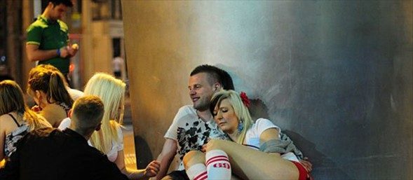 İngiliz gençler uslanmıyor
