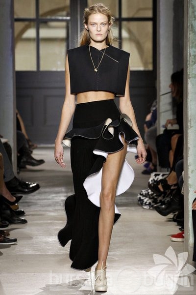 Balenciaga 2013 İlkbahar koleksiyonu...
