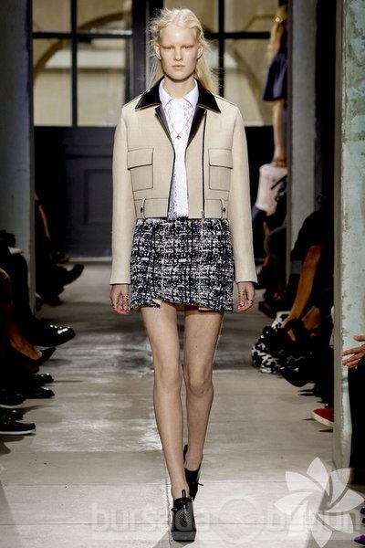 Balenciaga 2013 İlkbahar koleksiyonu...