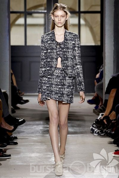 Balenciaga 2013 İlkbahar koleksiyonu...