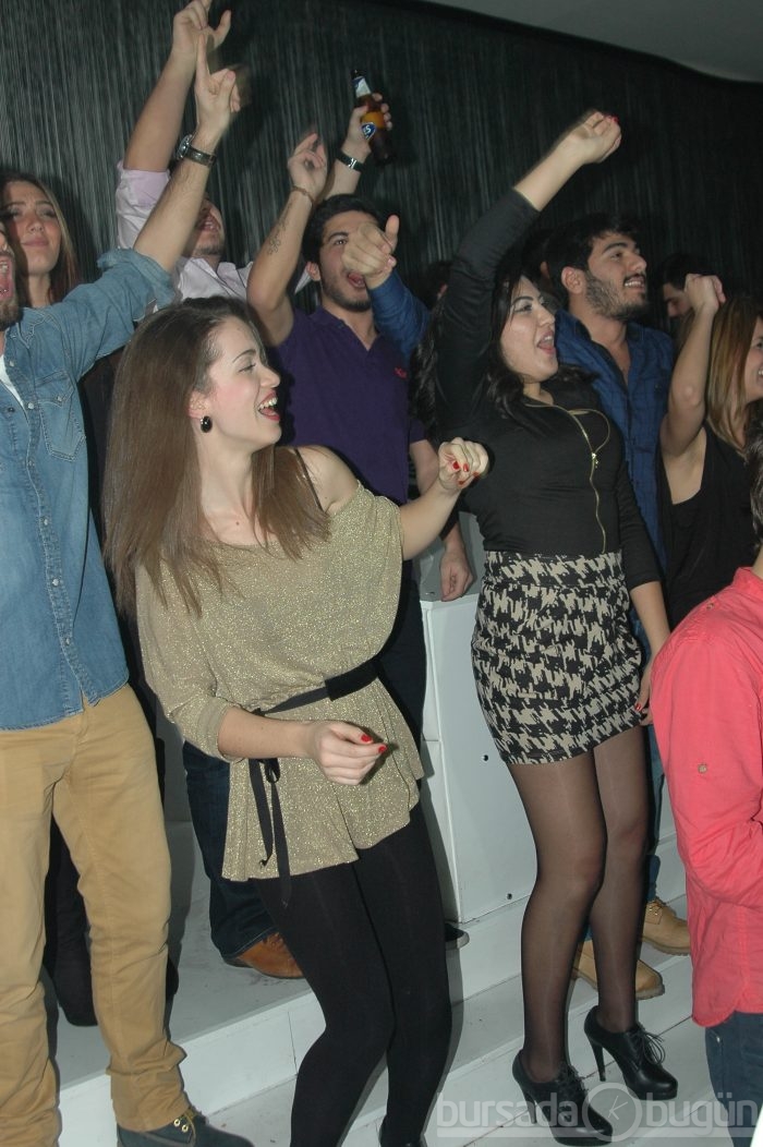 Bursa'da dolu dizgin eğlence