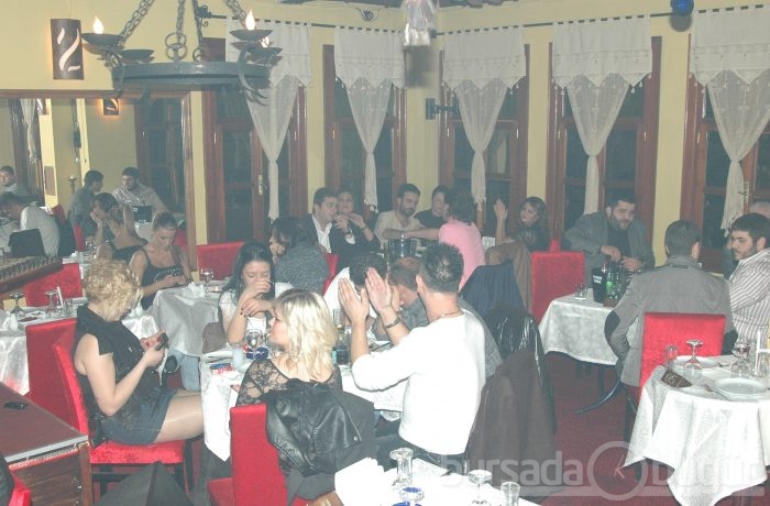 Bursa geceleri pür neşe
