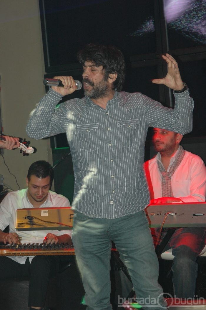 Sabaha kadar vur patlasın çal oynasın