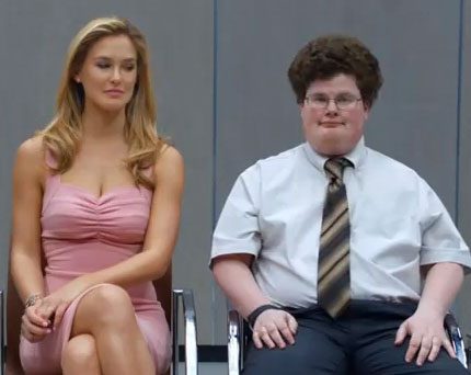 Bar Refaeli ile dudak dudağa öpüştü