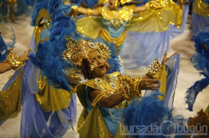 Rio karnavalının en renkli kareleri