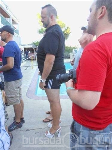 Dünya'nın en garip sokak elbiseleri