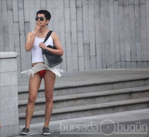 Dünya'nın en garip sokak elbiseleri