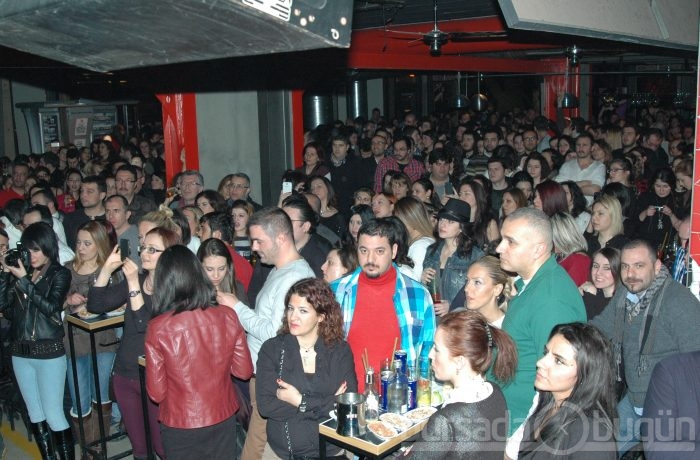 Bursa geceleri ünlülerle coştu