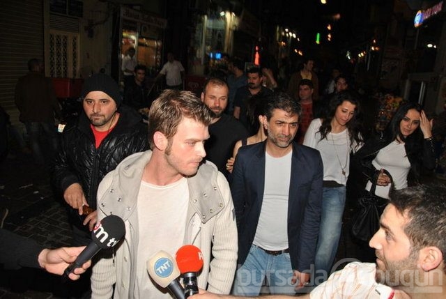 Kıvanç Tatlıtuğ kapak oldu