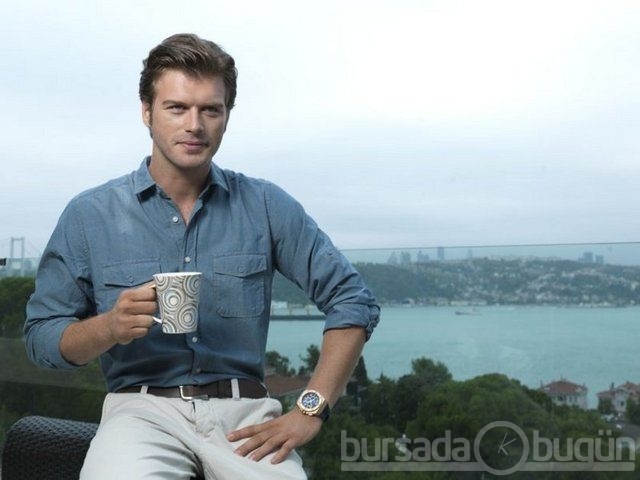 Kıvanç Tatlıtuğ kapak oldu