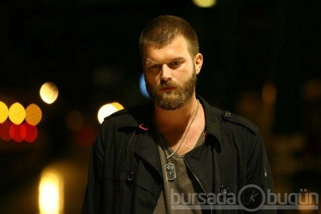 Kıvanç Tatlıtuğ kapak oldu