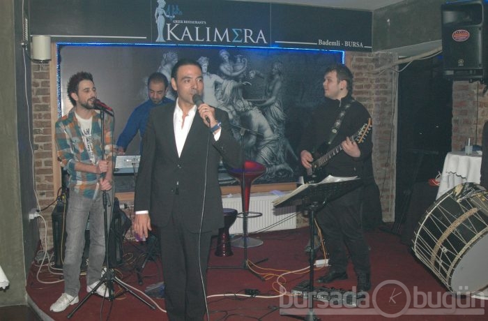 Ozan Orhon'dan Bursa'da taverna şov - ÖZEL HABER