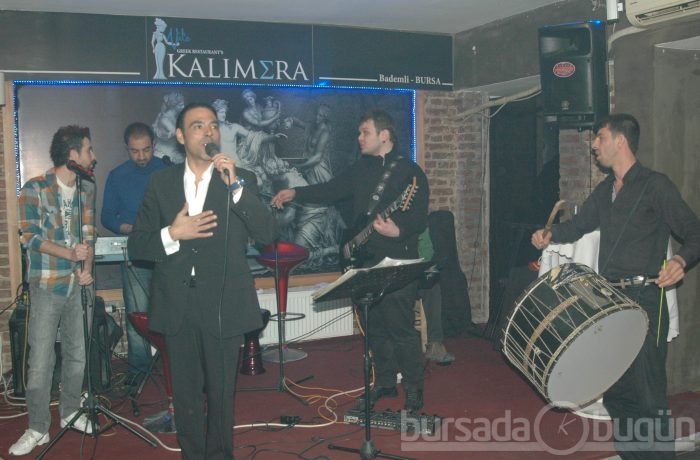 Ozan Orhon'dan Bursa'da taverna şov - ÖZEL HABER