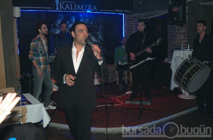 Ozan Orhon'dan Bursa'da taverna şov - ÖZEL HABER