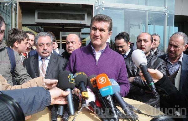 Müslüm Gürses son yolculuğuna böyle uğurlandı