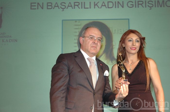 BUİKAD Yılın başarılı kadınlarını ödüllendirdi