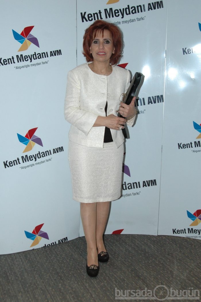 BUİKAD Yılın başarılı kadınlarını ödüllendirdi