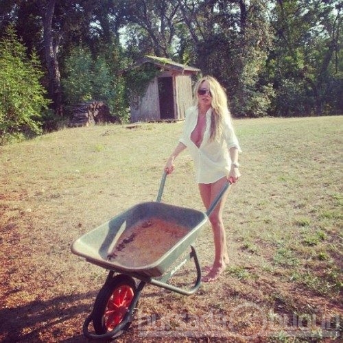 Virginie Caprice, tahminleri olay yaratıyor