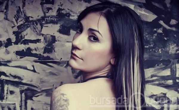 Özlem Tekin'den dikkat çeken pozlar