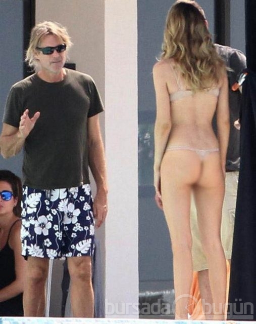 Victoria's Secret meleği nefes kesti
