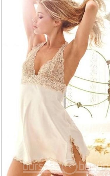 Victoria's Secret meleği nefes kesti