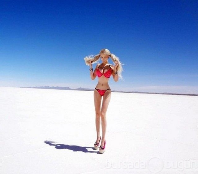 Barbie'den cesur pozlar