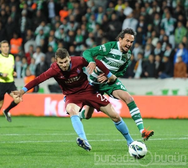 Bursaspor-Trabzonspor maçı fotoğrafları