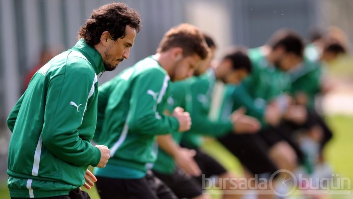 Bursaspor'da Harlem Shake dansıyla antrenman