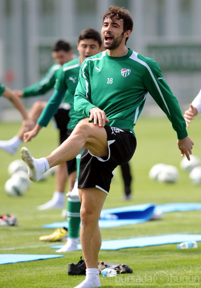 Bursaspor'da Harlem Shake dansıyla antrenman