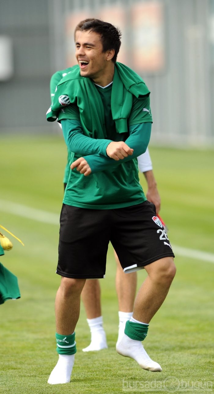 Bursaspor'da Harlem Shake dansıyla antrenman