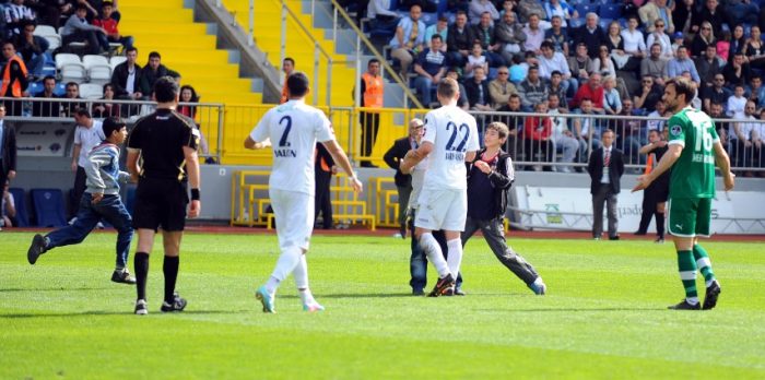 Bursaspor Paşa'ya takıldı