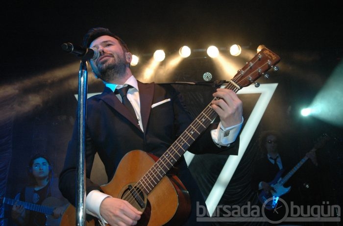 Yalın'a Bursa Suare konserinde sürpriz