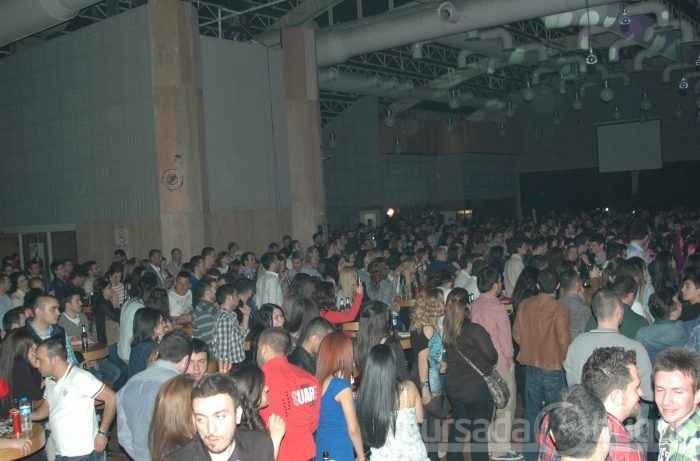 Yalın'a Bursa Suare konserinde sürpriz