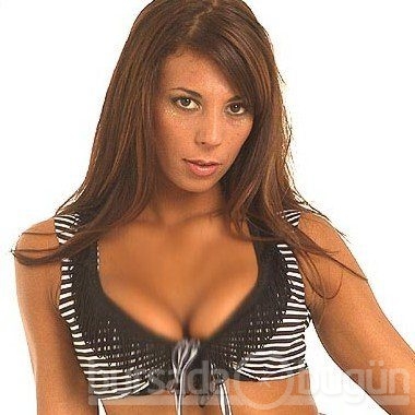 Ximena Capristo soyunmayı seviyor