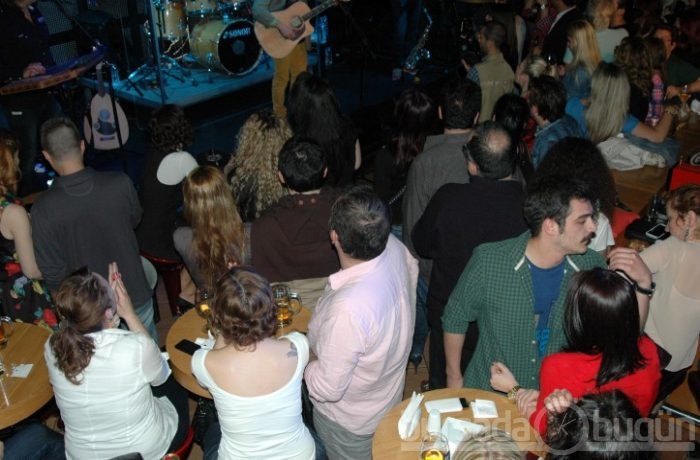 Yeni Türkü'den Bursa'da müzik ziyafeti