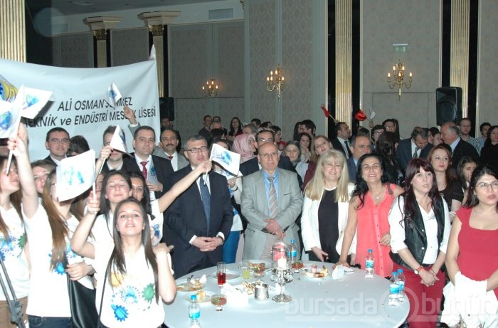 Ödüllerini aldılar
