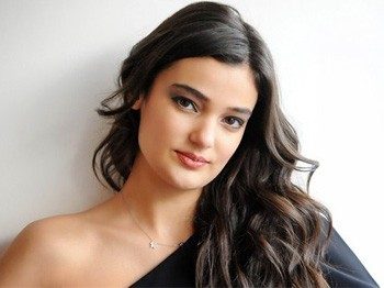Merve Büyüksaraç sezonu açtı