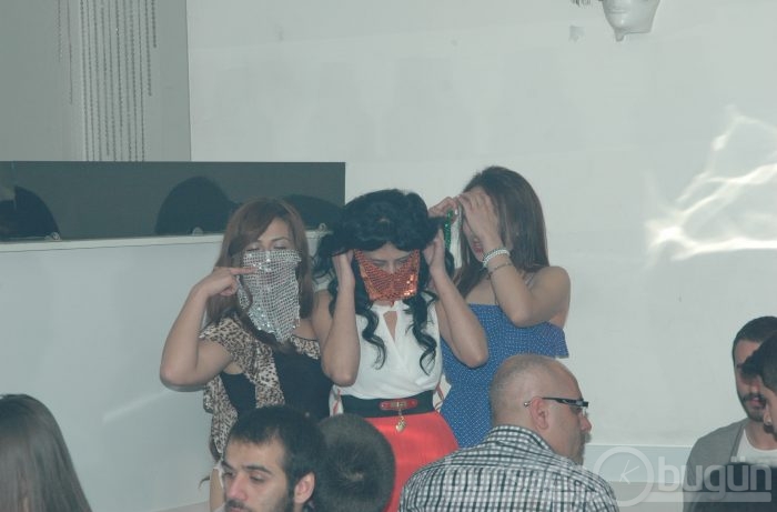 Bursa Cariye'de harem şov! ÖZEL HABER