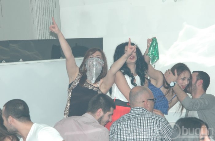 Bursa Cariye'de harem şov! ÖZEL HABER