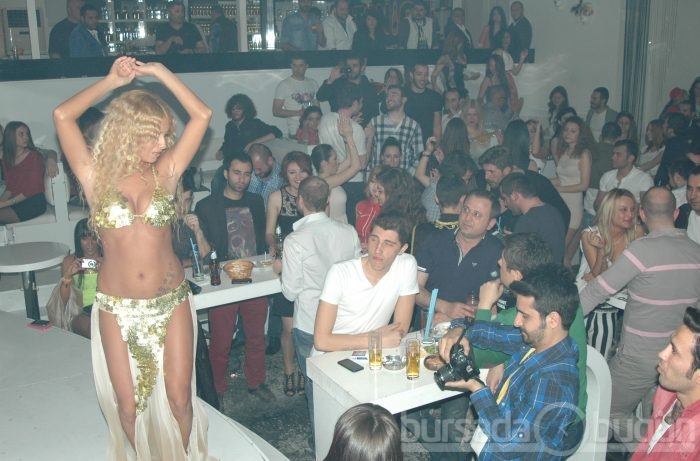 Bursa Cariye'de harem şov! ÖZEL HABER