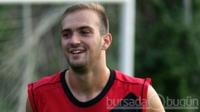 Hangi futbolcu nereli?