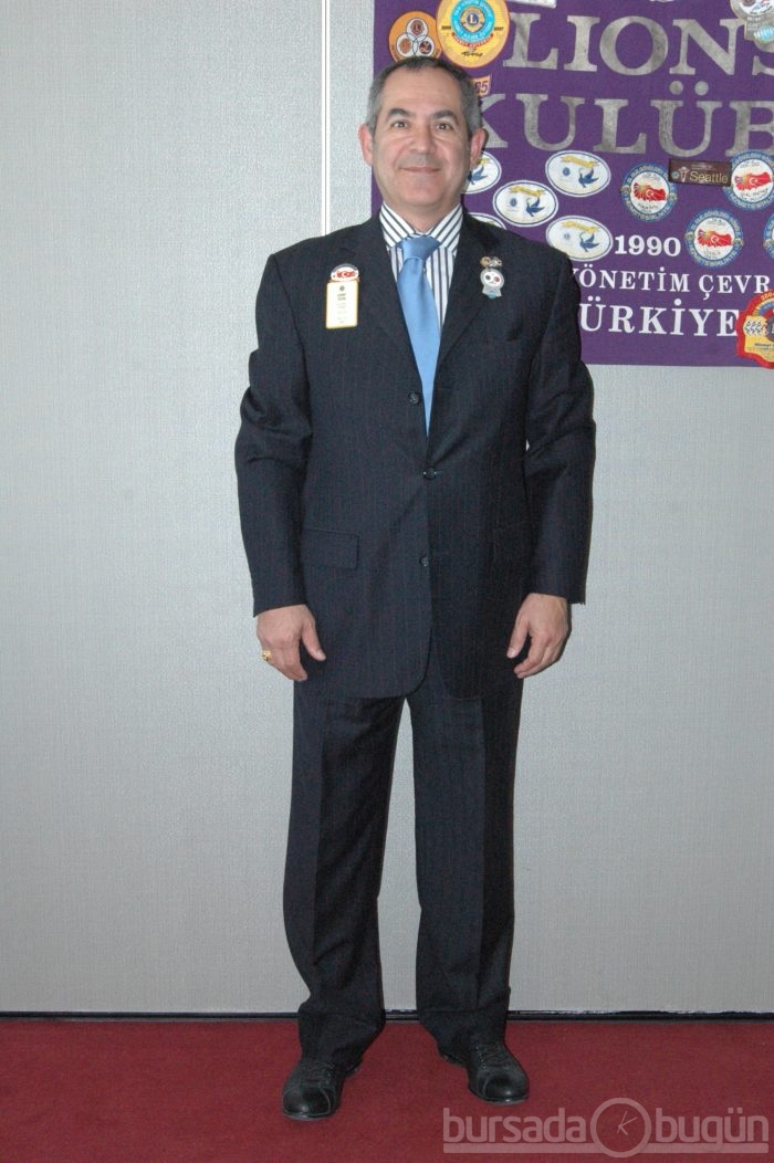 Bursa medyasına Lions'lardan plaket