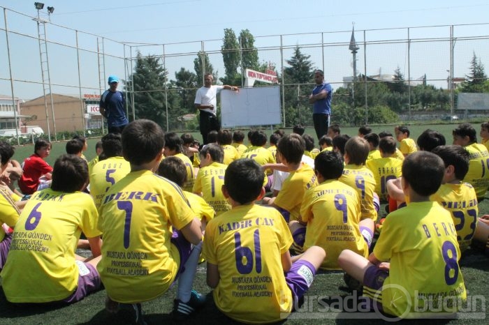 Türk futbolunun yıldızları bu okulda yetişiyor - ÖZEL HABER