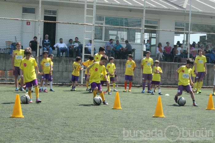 Türk futbolunun yıldızları bu okulda yetişiyor - ÖZEL HABER