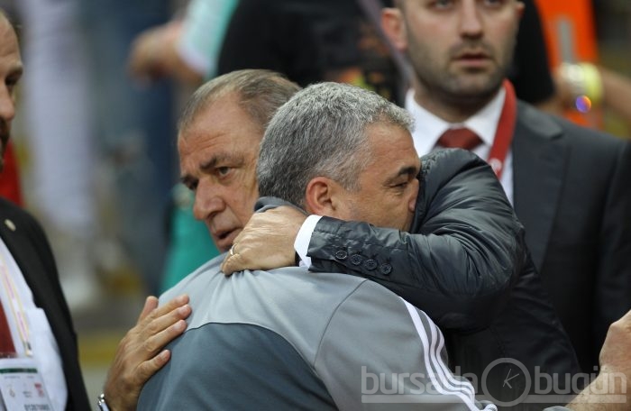 2012 - 2013 sezonu şampiyon Galatasaray